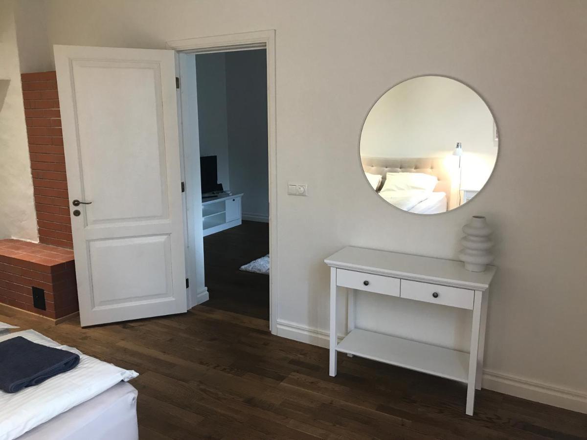 Lossi Apartment Kuressaare Exterior foto
